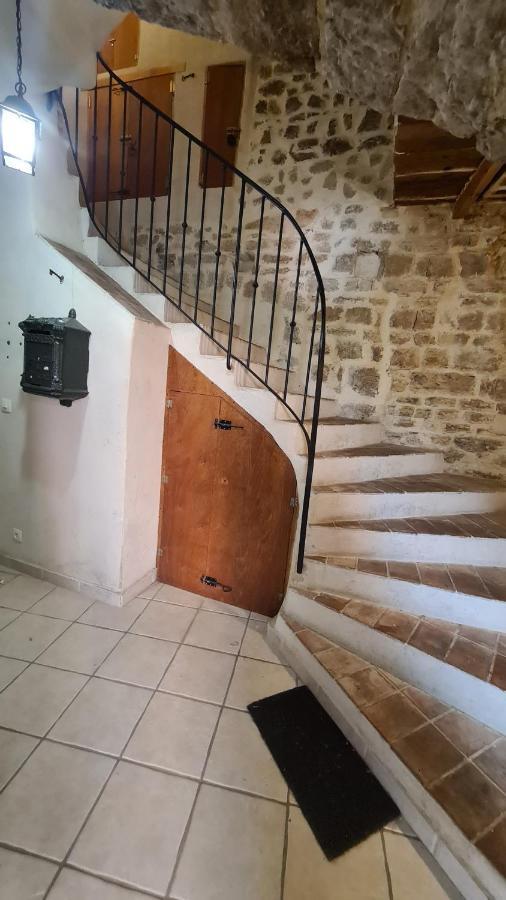 Appartement Charmant En Provence Draguignan Esterno foto